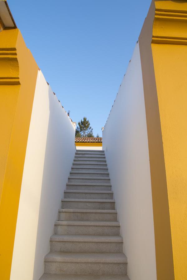 Quinta Do Louro Guest House Palmela Exterior photo