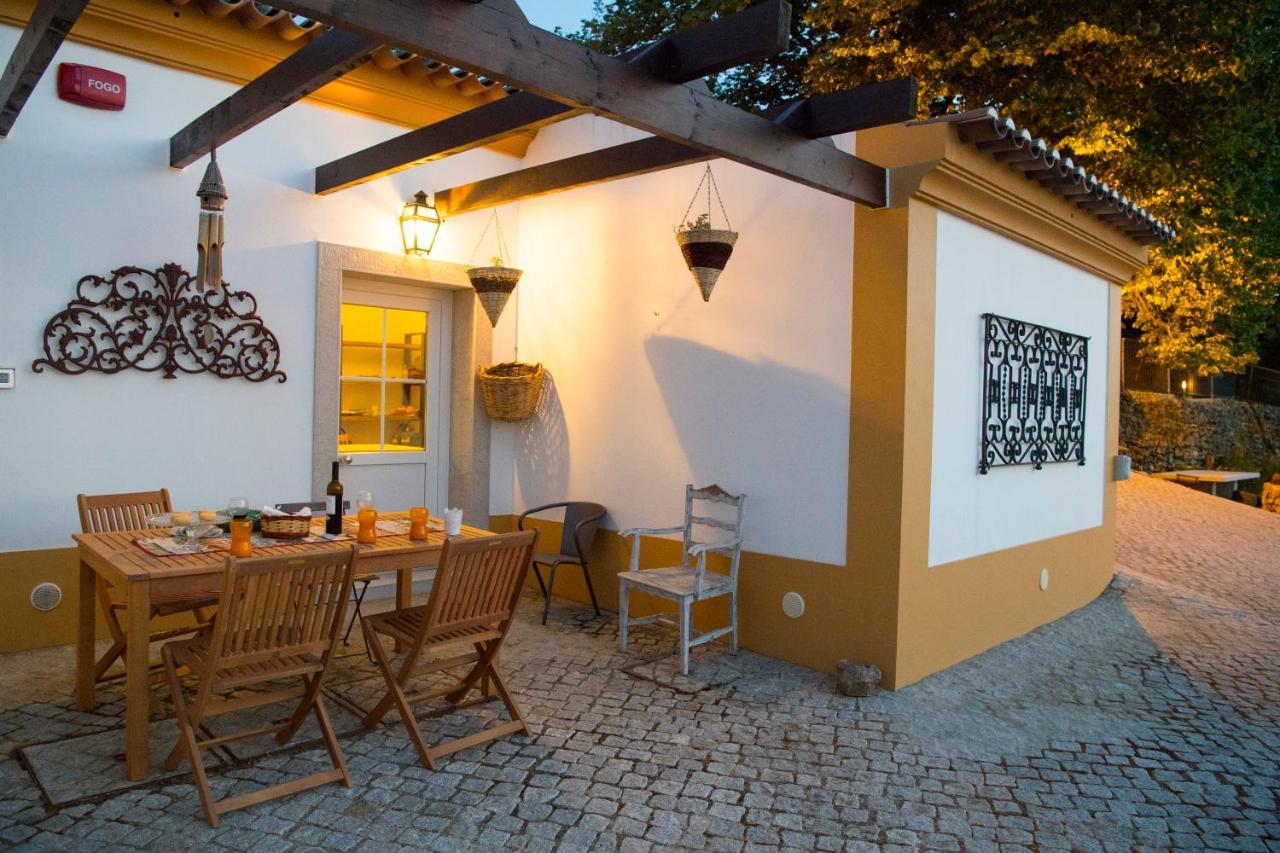Quinta Do Louro Guest House Palmela Exterior photo